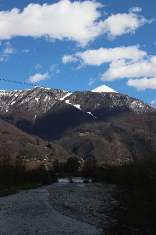 Appartamento Casa di gianni Primaluna Esterno foto