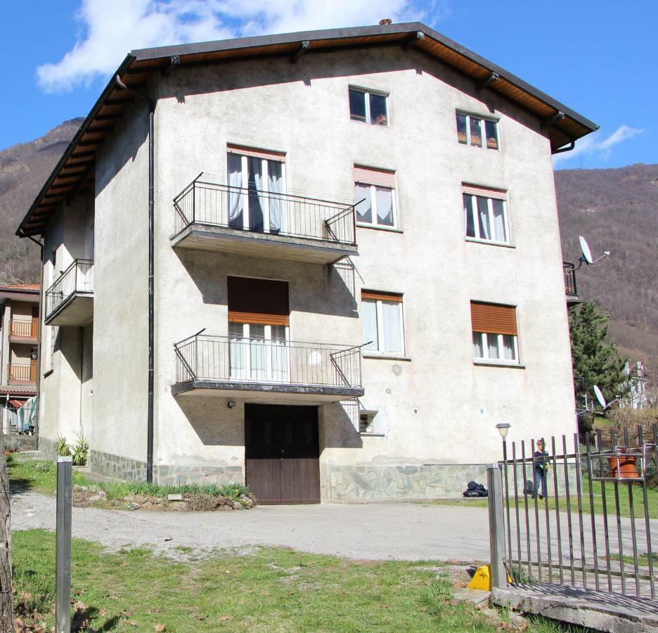 Appartamento Casa di gianni Primaluna Esterno foto
